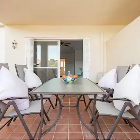 2 Bedroom Tranquil With 2 Large Terraces In Riviera Del Sol * Sitio de Calahonda