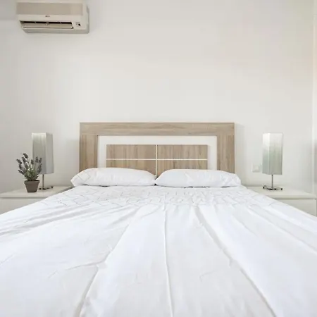 2 Bedroom Tranquil With 2 Large Terraces In Riviera Del Sol