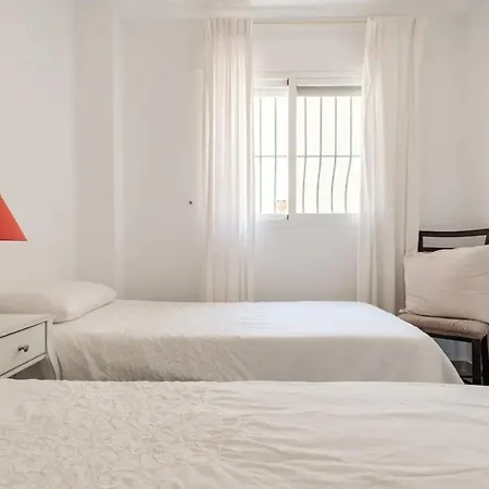 2 Bedroom Tranquil With 2 Large Terraces In Riviera Del Sol